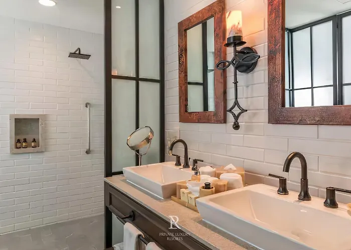Four Bedroom - Vista Encantada *